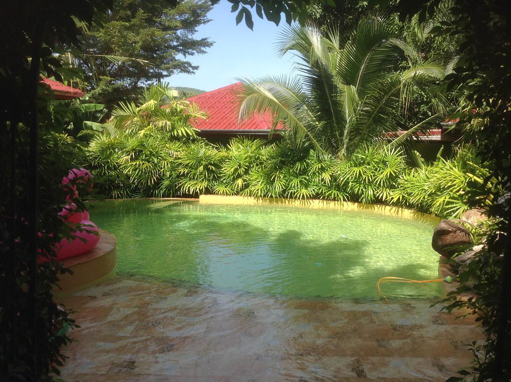 Resort The Jade